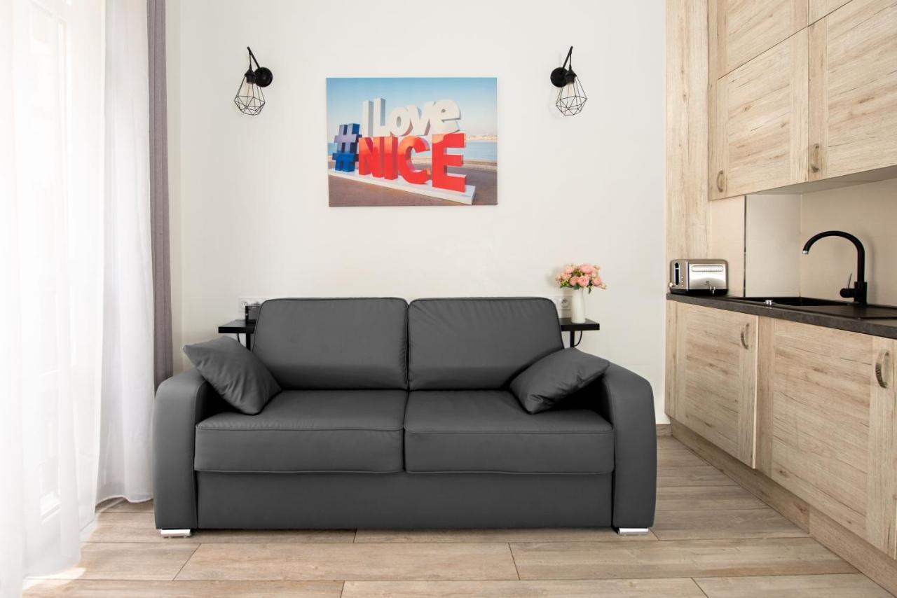 Nice Centre Flat - Modern, Quiet And Brand New מראה חיצוני תמונה