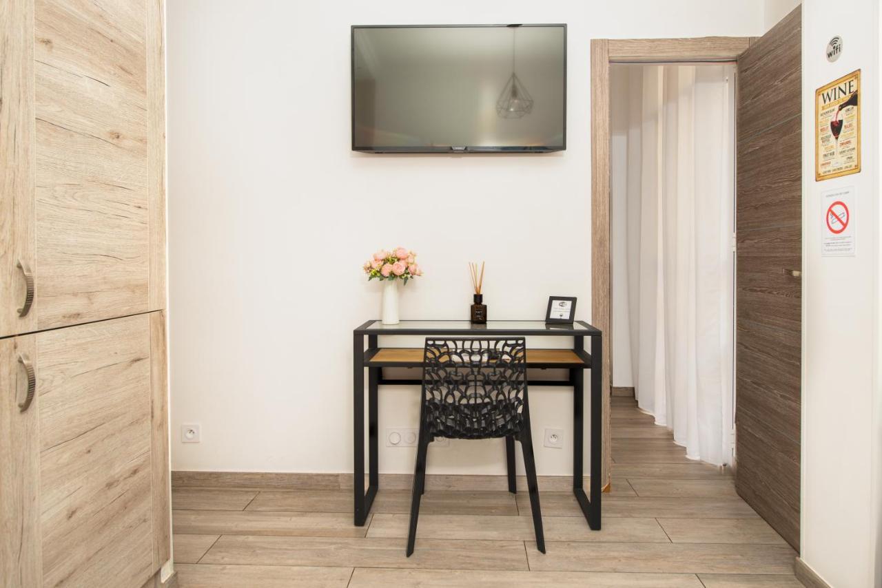 Nice Centre Flat - Modern, Quiet And Brand New מראה חיצוני תמונה
